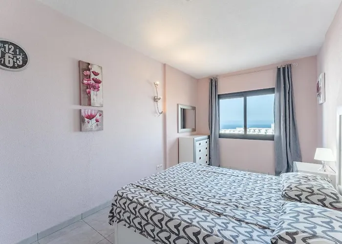 South Paradise アデヘ