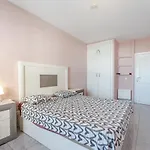 Apartment South Paradise